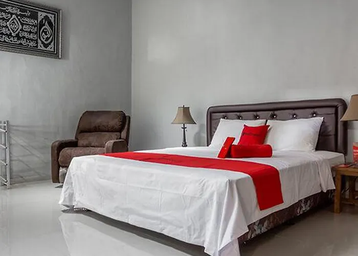 RedDoorz Syariah near RRI Malang Hotel